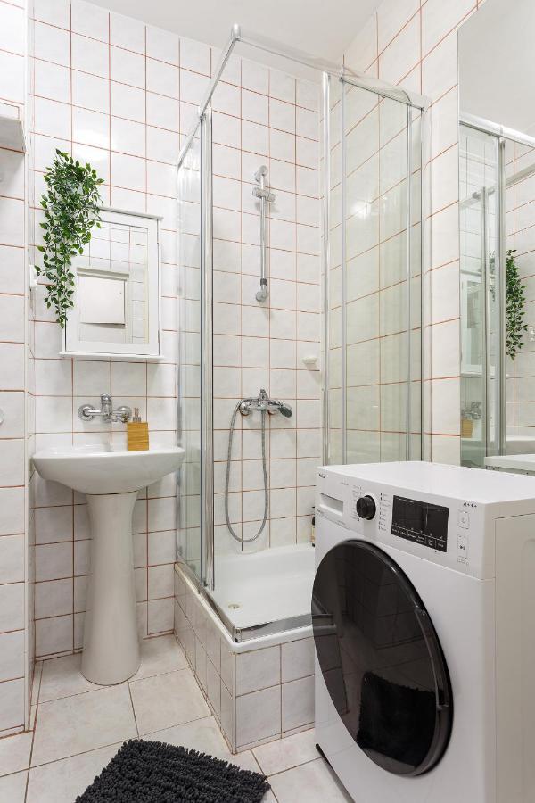 Apartament Old Town - Swietojanska Gdansk Bagian luar foto